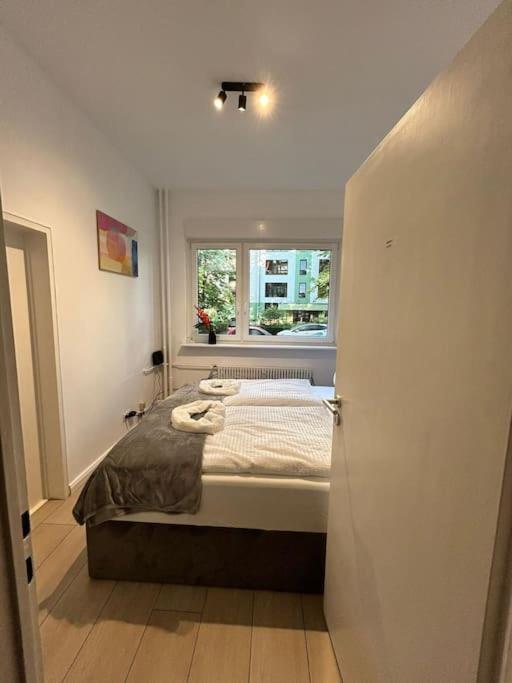 Duplex Apartment Ullstein- 4 Bedrooms, 2 Bathrooms, Living Room, 2 Parking Spaces, Boxspringbeds, Family & Business Apartment! Berlin Exterior photo